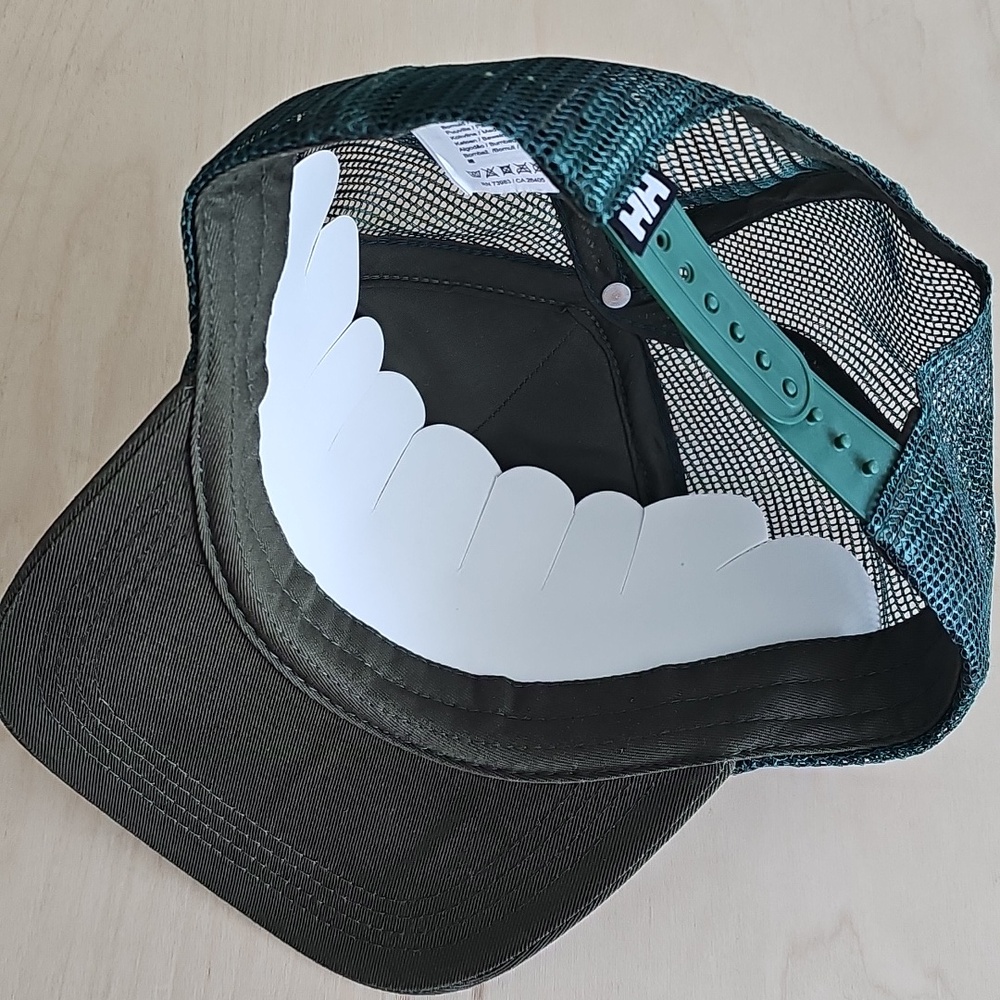 Helly Hansen Olive Green Mesh Back Cap with Logo Patch - Picture 6 of 7